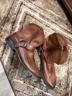Woman Brown Leather Harness Ankle Boots